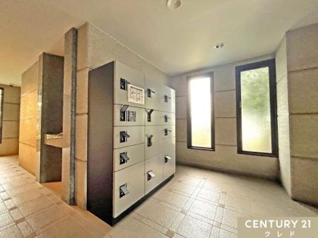 ̑p yz{bNXz
łDȎԂɉו󂯎邽߁AݑԂCɂpł܂B
ĔzB̎葱svɂȂAוSɕۊǂ܂B