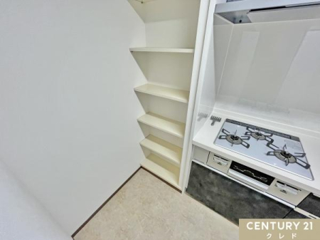 Lb` yLb`[z
Lb`̉ɂ͎[IݒuB
ƓduXy[XƂĂgpłALb`̃[NgbvLXƎgƂł܂B