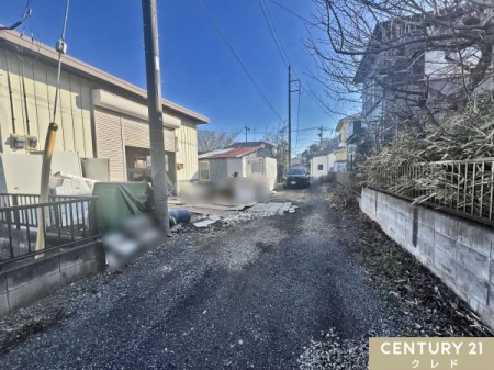 �O�ʓ��H�܂ތ��n�ʐ^ �E�t�@�~���[�}�[�g�c�k��6��
�E�J�C���Y�z�[���c�k��45��
�E�x�C�V�A�c�k��47��
���C�y�ɂ��₢���킹���������B