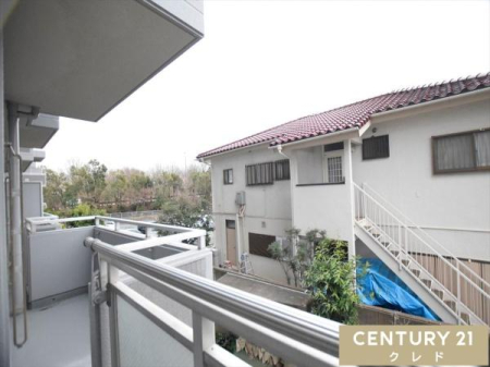 �Z�˂���̒��]�ʐ^ �o���R�j�[����̒��]�ł��B
���ꂽ���ɂ͐󂪍L����A�S�n�悢���ɕ�܂�Ȃ���A�������Ƃ������Ԃ����߂������������܂��B