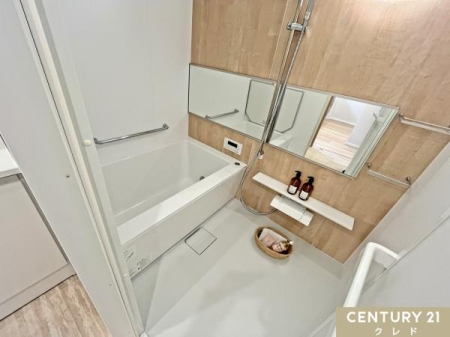 ���� �V�K�����������j�b�g�o�X�B�������Ɠ��D�ɐZ����΁A�S�g�Ƃ��Ƀ����b�N�X�ł��鎊���̃v���C�x�[�g�^�C�����߂����܂��B