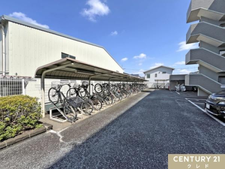 ���̑����p�� �y���֏�z
�ʋ΁E�ʊw�ȂǂŎ��]�Ԃ����g���̂��Ƒ������S���Ă����p���������܂��B�i�󂫏󋵂͗v�m�F�j