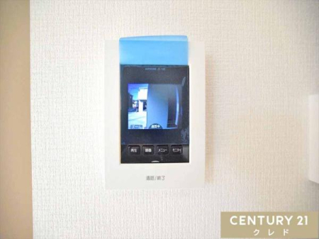 ���̑� �yTV���j�^�[�t���C���^�[�t�H���z
�h�Ɛݔ��Ƃ��Ċ��􂵂Ă���܂��I�K��҂ɑ΂��āA���ۂɉ��΂���O�Ƀe���r�z���ɑ����F�����邱�Ƃ��ł���Έ��S�ł��ˁB