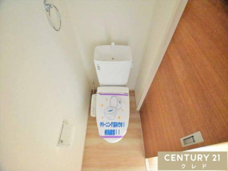 �g�C�� �g�C���̓E�H�V�����b�g�t���̂��̂��g�p�B�������E�֍��g�[�@�\�̕t�����g�C���́A���ւ̕��S�ɔz�����A���K�Ȑ������T�|�[�g���܂��B