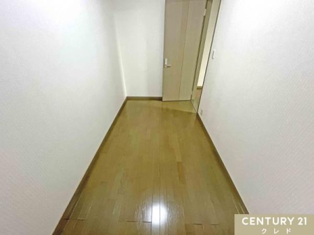 ���[ �y�[�ˁz
���Ƒ����L�Ŏg�p�ł���[�ˎ��[�t���B
�|���������p�i�Ȃǂ̎��[�͂������A�G�ߕ����X�b�L���Еt���܂��B