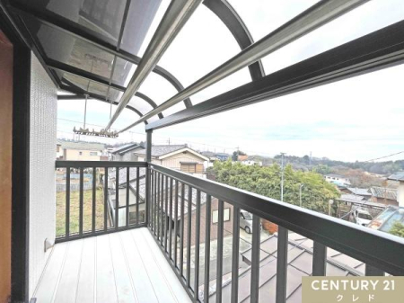 �o���R�j�[ �S�n�悢�z�˂��Ƒu�₩�ȕ����������������o���R�j�[�B�����͂����Ղ�̌����������݁A�����󕨂��C�����悭�������܂��B