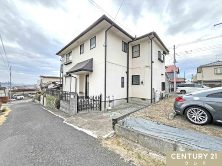 �O�ʓ��H�܂ތ��n�ʐ^ 40�؂̃L���C�Ȑ��`�n�ɂ�1�䒓�ԉ\�ȃJ�[�X�y�[�X�t���i�Ԏ�ɂ��j
�������11���G���A�ɂ��ǂȂ��ł��Č��z�\�ł��I