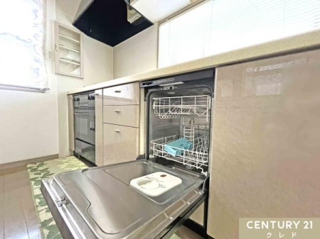 �L�b�`�� �y�r���g�C���H��@�z
�����ō��Z�x�̐�܂ɂ�鍂����򂪂ł���u�H��@�v �􂤂Ɠ����ɏ��ۂ��ł���̂ŁA���Ƒ��Ɉ��S���Ă�������񋟂ł��܂��B