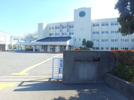 ���ӊ� �y���w�Z�z�����R�s���k���w�Z�F1390m