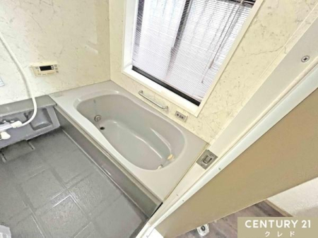 ���� �傫�ȑ��t���Ŋ��C�����S�ȉ��K�o�X���[��
�������Ɠ��D�ɐZ����Ȃ������̔������Z�b�g�ł��܂��ˁB