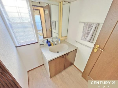 ���ʑ�E���ʏ� �傫���Č��₷���Ɨ����ʑ�B
���ʎ��ƒE�ߎ��������ꂽ�݌v�Ńv���C�o�V�[���m�ہI
��������̂ŁA�����C�オ��̂����������C�Ȃǂ����C�o���܂��B