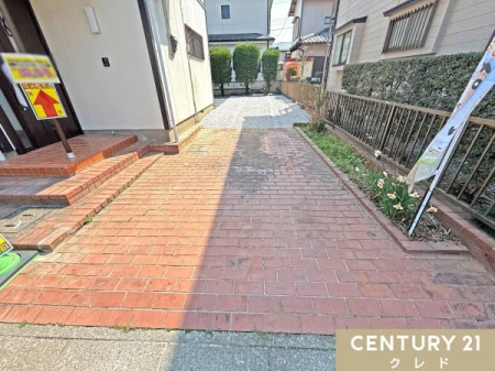 ���ԏ� �~�n�͍L�X58�؁I2�`3�䒓�ԉ\�ȃJ�[�X�y�[�X�t���ŋ}�ȗ��q�������S�ł��B�O�ʓ��H�͎Ԓʂ�����Ȃ��A�Â��ŗ����������Z�������͂ł��B