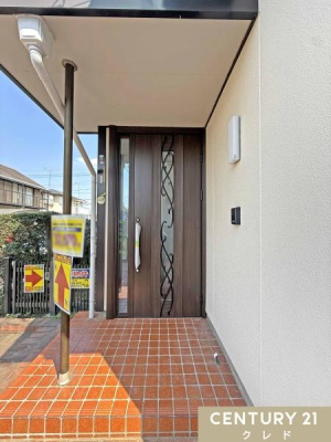 ���� �y���ցz
���փ|�[�`������̂ŊO�o����A��̉ו��̏o��������X���[�Y�ɂ��Ă���܂��B�J�̓��ł��G�ꂸ�Ɍ��ւɓ���邽�߁A���Ɏ��p�I�ł��B