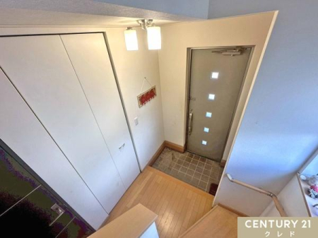 ���� ���փz�[���̎��[�ɂ̓S���t�o�b�O�Ȃǂ̃A�E�g�h�A�p�i����������I
�U�炩�肪���Ȍ��֎����������ۂ��A�C�����悭���q�l�����}���ł��܂��B