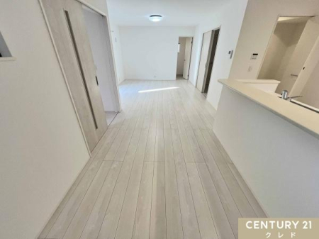 ���r���O �yLDK18���z
�ǂ�ȃe�C�X�g�̉Ƌ���������Ă�V���v���ȓ����ł��B
�O�o��A��Ƀ��r���O��ʂ铮���ŉƑ��̌q�������݂܂��B