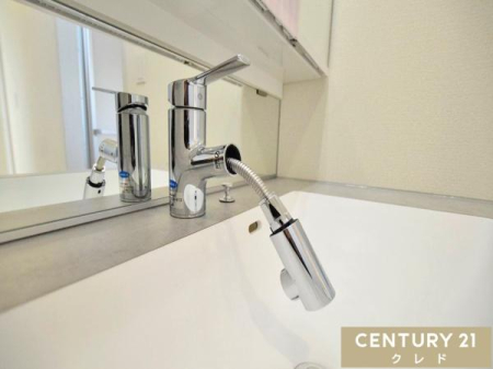 ���ʑ�E���ʏ� �y�V�����v�[�h���b�T�[�z
�����o���Ďg����V�����[�����ŁA�����Ȃ��q�l�̎�􂢂�A�Z�������̐��E���������N���N�B