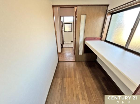 ���̑� �y�[��3���z
���̂����[�˂͎����̊��C���ǍD�ɕۂĂ܂��B
��e�ʂ̎��[��e�����[�N���[���Ȃǂɂ��g�p�ł��܂��B