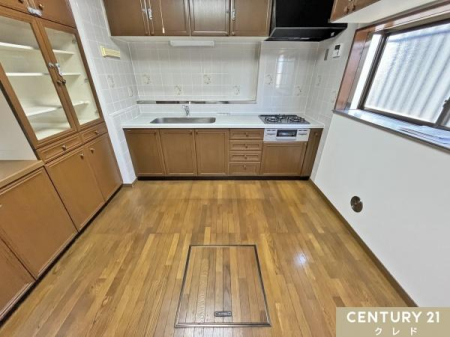 �L�b�`�� �yDK7���z
�t���b�g�ȃ��[�N�g�b�v�͂��|�����ȒP�I
���̖Z�������ԑтɂ����ٓ��E���H�̏��������₷��3���^�C�v�̃R�����Ƃ�Ƃ�̃V���N�ł��B