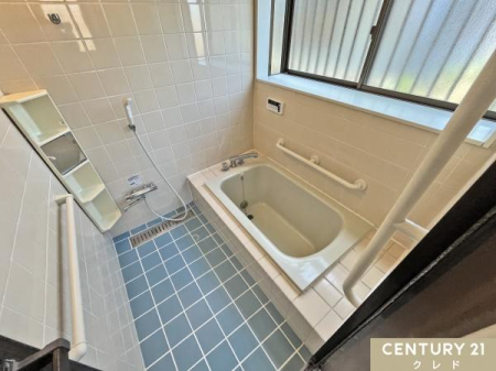 ���� �y�����ɂ͎肷��̕t�������S�̑���z
�����◁�������Ɏ肷�肪����܂��B
�p�����s����ɂȂ�₷�����������A�肷��ɂ��܂邱�Ƃ��ł��܂��B