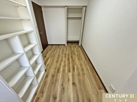 �q������ �y�m��5.4���z
�ǈ�ʂ����[�ɂȂ���5.4���̋����́A���q�l�̕׋��������̃A�C�e���������f�B�X�v���C���[���Ƃ��Ă��g�p�ł��܂��B