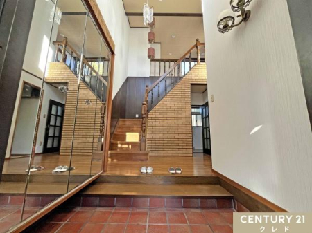 ���� �������̓V�䂪���|�I�ȊJ���������o���錺�փz�[���B�N���V�J���ȊK�i�肷���Ɩ����A�K���l��D��ɏo�}���܂��B
���t�����[�́A���o�����O�̐g�����Ȃ݃`�F�b�N�ɂ��֗��ł��B