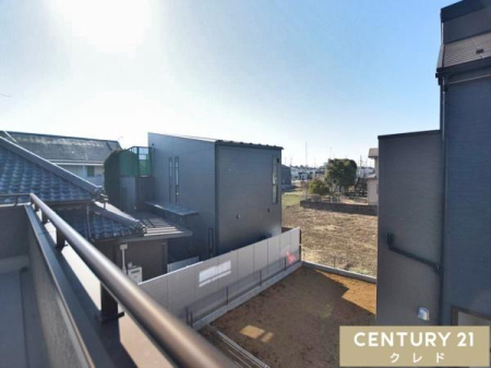 �Z�˂���̒��]�ʐ^ -