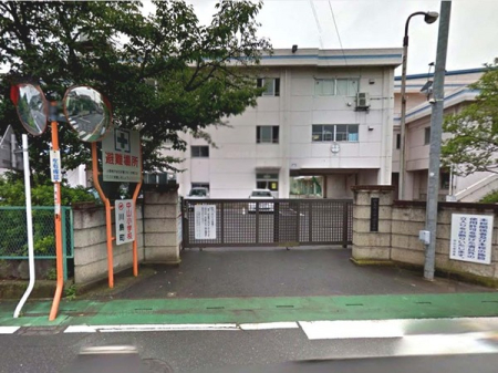 ���ӊ� �y���w�Z�z�쓇�������R���w�Z�F700m