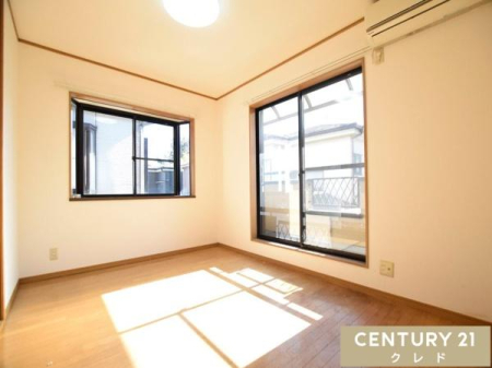 �m�� �y�m��2�z
��o���R�j�[�ɖʂ������邢��ԁB���������R���������Ղ����A�S�n�悢�����ʂ蔲������K�ȋ�Ԃł��B