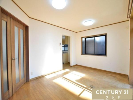 ���r���O �|�J�|�J�Ɖ������z���܂肪�ł���A��������ǍD�ȃ��r���O�B���Ƒ��ł������Ƃ��낰��A�J���I�ŐS�n�悢�������ł��B