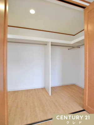 ���[ �y�m��6���@WIC�z
�V�[�Y�����̃A�E�^�[���珬���ނ܂ŁA�ߗނ������Ղ���[�ł���A�m���D���ɂ���������e��WIC�B�����̂��m���I�т��y���݂ɂȂ肻���ł��B