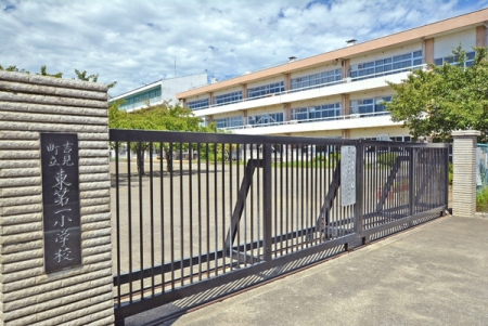 ���ӊ� �y���w�Z�z�g����������ꏬ�w�Z�F900m