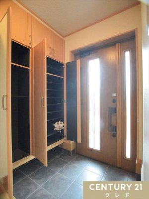 ���� ���ւɂ͉Ƒ����̌C������������܂��e�ʂ̎��[�t���B
�����̂��������y���݂������ɂ��������L���ŁA���ւ܂�����������ۂĂ܂��B