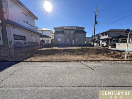 �O�ʓ��H�܂ތ��n�ʐ^ �S�����������4SLDK�I
�t�@�~���[�N���[�[�b�g��SIC�AWIC�Ȃǂ̎��[�ɉ����A���ړI�Ɏg����1�K�m��3����2�K�[�˕t���I
��炵�𐮂���@�\�I�ȏZ�܂��ł��B