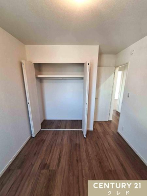 ���r���O�ȊO�̋��� �y�[��4.88���z
�G�ߊO�̉Ɠd��ߗށA�A�E�g�h�A�p�i�Ȃǂ��܂Ƃ߂Ď��[����t�@�~���[�N���[�[�b�g�⋏���Ƃ��Ă����p�\�I