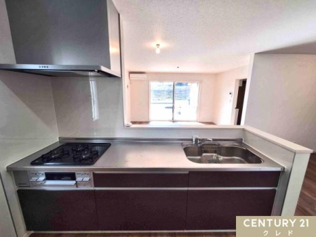 �L�b�`�� ���Ƒ��Ƃ̃R�~���j�P�[�V�������Ƃ�₷���Ζʎ��L�b�`���I
���r���O�S�̂����n����̂ŏ����Ȃ��q�l�����邲�ƒ�ł����S�Ȑ݌v�B