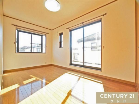 �Q�� �y�m��7.5���z
��o���R�j�[�ɖʂ������邭�J���I�ȗm���B���������R���������Ղ����A�S�n�悢�����ʂ蔲������K�ȋ�Ԃł��B