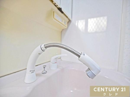 ���ʑ�E���ʏ� �y�V�����[����t�����ʉ��ϑ�z
�[���@�\�������ς��̃V�����v�[�h���b�T�[�B
�g����������コ����I�v�V�������[���I���R�x�̍����V�����[�t���̐��ʑ�́A�ߕ��̂�������A�����̍ۂɂ��g���܂��B