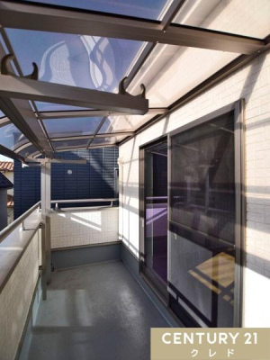 �o���R�j�[ �z�����肪�ǂ��A���󕨂��J���b�Ɗ���������o���R�j�[�B�����t���Ȃ̂ŁA�}�ȉJ�ł����󕨂��G��ɂ����A�������̂��ƒ��O�o�������S�ł��B