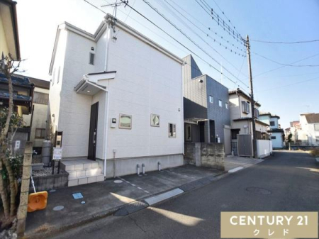 �O�ʓ��H�܂ތ��n�ʐ^ ����������u�V�͊݁v�w�k��19���B���ӂɂ̓X�[�p�[�Ȃǂ̏��Ǝ{�݂ɉ����A����@�ւ��[���B�q��Đ��тɂ��������A�֗��ň��S�ȏZ���������Ă��܂��B