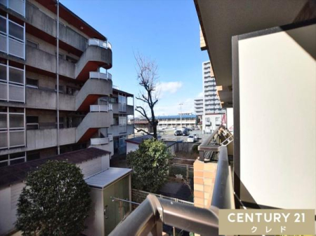 �Z�˂���̒��]�ʐ^ �o���R�j�[����̒��]�ł��B
���ꂽ���ɂ͐󂪍L����A�S�n�悢���ɕ�܂�Ȃ���A�������Ƃ������Ԃ����߂������������܂��B