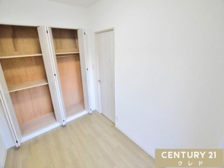 �m�� �y�����m���z