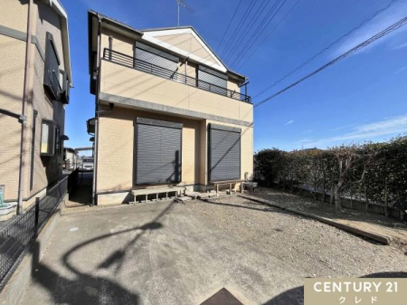 ���̑����n �S����2�ʍ̌��ň�N��ʂ��ĐS�n�悢�����ʂ蔲������K��4LDK�B
���[���L�x�ŁA�����������ł��X�b�L���������ۂĂ܂��B