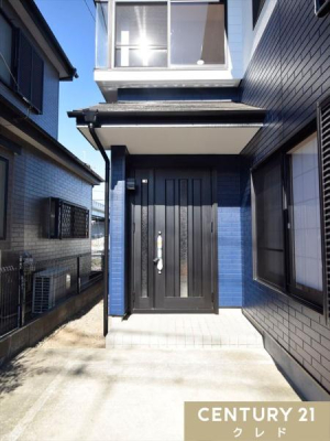 ���� �Ƃ̊�ƂȂ錺�փh�A�͐V�K�����ς݁B�d�����̂���V�b�N�ȃf�U�C�����A�O�ς̃A�N�Z���g�ɂȂ��Ă��܂��B