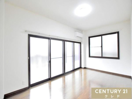 �m�� �y�m��7.5���z
�_�炩�Ȍ�����������2�ʍ̌��̂������B�V���v���ȓ����Ȃ̂ŁA���D�݂̉Ƌ��u���Ď����D�݂̋�Ԃ����܂��B