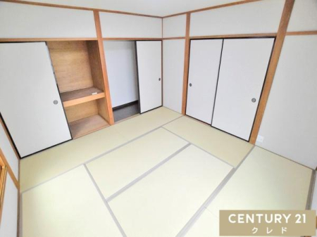 �a�� �y�a��8���z
�����̍��肪�S�n�����a���B���q���ɍ��z�c���o���Ή��ڊԂƂ��āA�z�c��~���΂��q�l�p�̐Q���Ƃ��Ă��g�����Ƃ��ł��܂��B