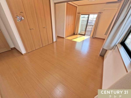 �q������ �y�m��6��+6���z
�����J����12���̍L�X��ԂƂ��Ďg������A�߂ăv���C�x�[�g��Ԃ��m�ۂ�����ƁA���q�l�̐����⃉�C�t�X�^�C���ɍ��킹�Ă��g�����������܂��B