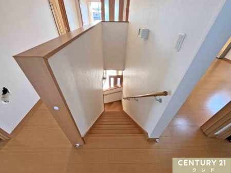 ���̑� �y�肷��t���K�i�z
���S���ɔz�������肷��t���K�i�B�����Ȃ��q���܂₲����̕������S�ɏ�艺��ł���A���Ƒ��݂�Ȃ����S���Ďg����₳�����݌v�ł��B