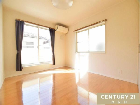 �Q�� �y�m��7���z
�쐼�o���R�j�[�ɖʂ������邭�J���I�ȗm���B���������R���������Ղ����A�S�n�悢�����ʂ蔲������K�ȋ�Ԃł��B