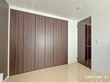 ���[ �y�m��8.7���z
�S�������[�t���I
���C�t�X�^�C���̕ω��ɑΉ������Ă��������g�����Ƃ��ł��܂��B
�������m�ۂ��邱�Ƃő|�������₷���V���ł̗��z�̂����������y���߂܂��B