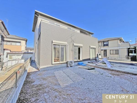 ���̑����n �~�n74�ؒ��̂��Z�܂��͑S��������Œg���ȗz�����������܂��B
LDK��18���ƍL���A2�K�̋������S���m���Ŏg������̗ǂ��Ԏ��ł��B